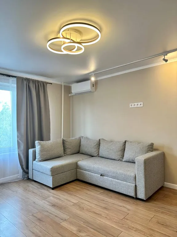 Шикарная трехкомнатная квартира в спальном квартале