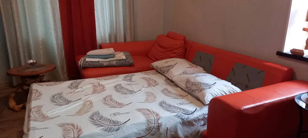 Дом с баней и бассейном