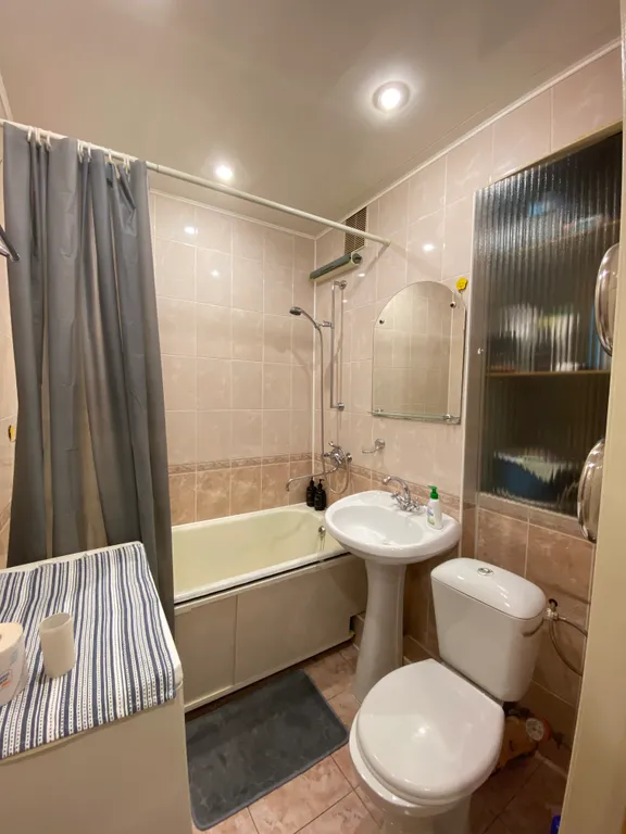 Квартира в доме у сквера