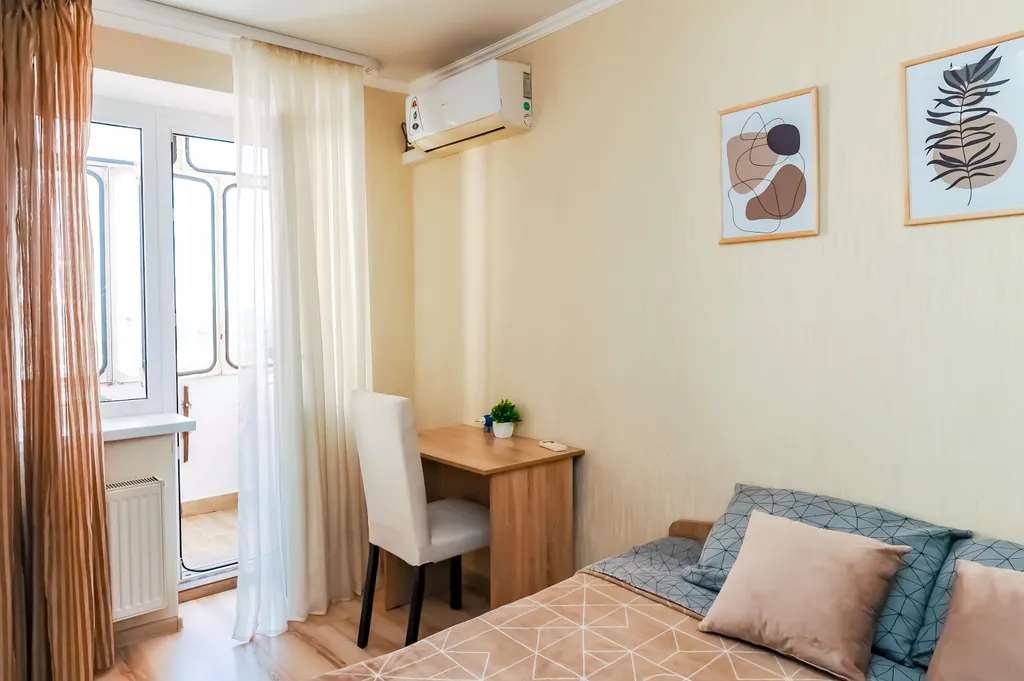 Двухкомнатная квартира в самом центре с парковкой