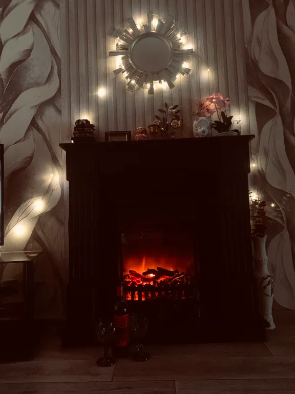 Квартира на горнолыжном курорте с видом на гору и камином