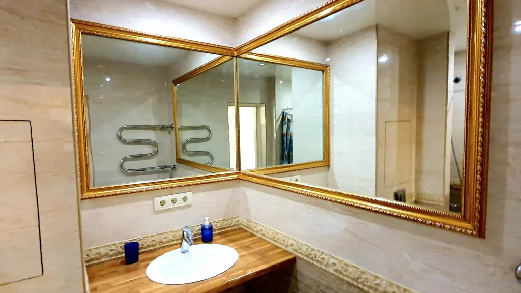 Двухкомнатная просторная квартира до 5 человек