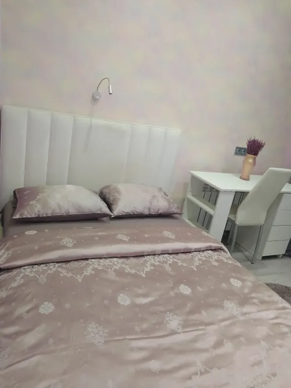 Уютная квартира с высокими потолками