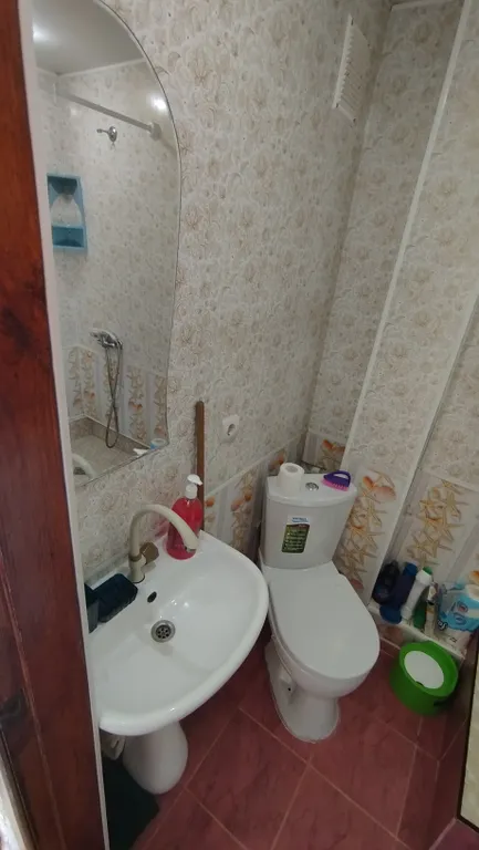 Квартира Уютный номер для отдыха у моря — аренда посуточно в Орджоникидзе