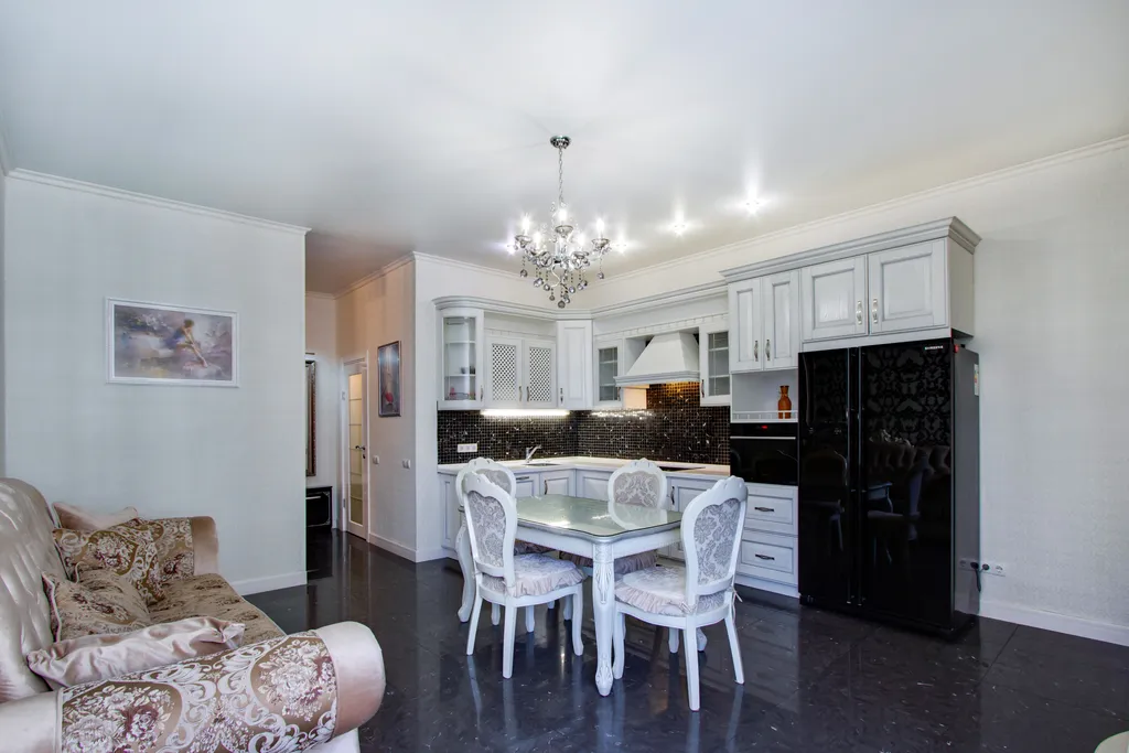 Дизайнерская евро 2-комнатная в самом центре