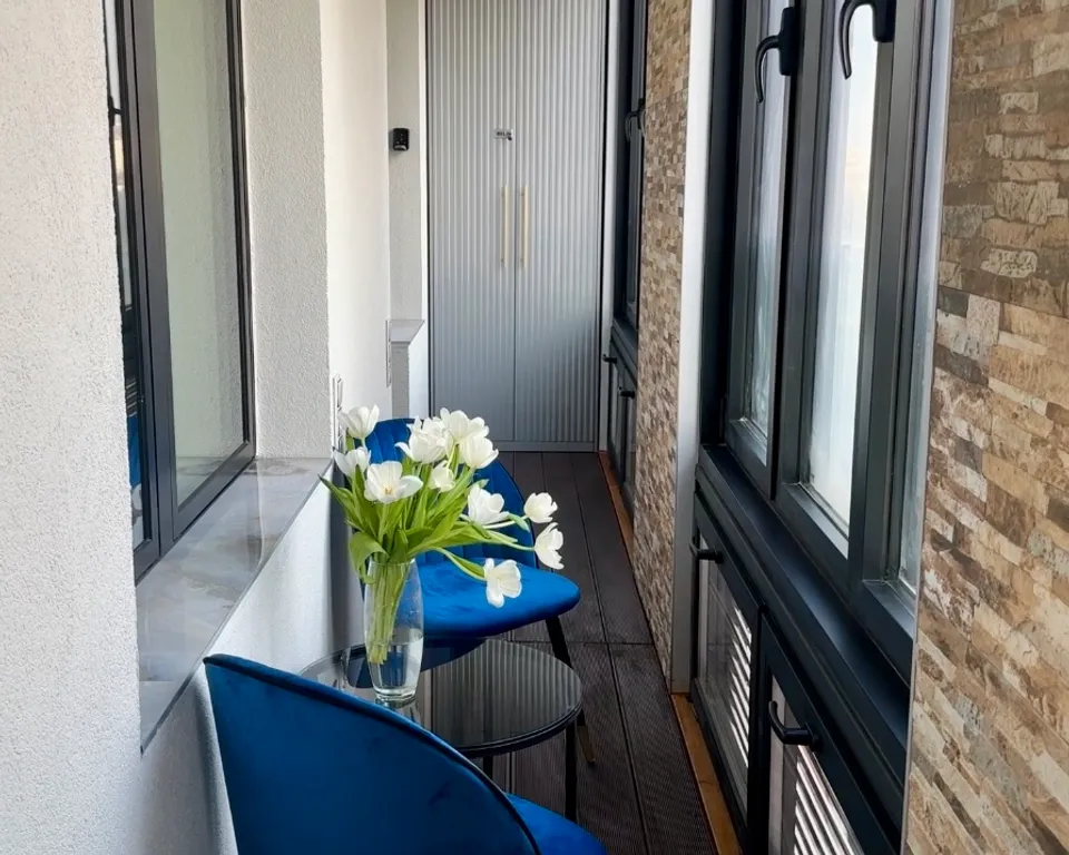 Comfort & Relax Home at Tsarskaya Ploshchad nice  view of the city