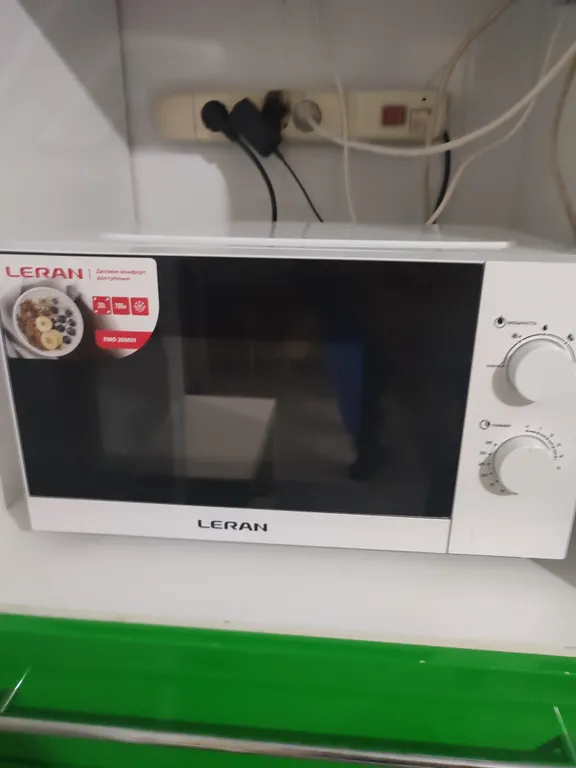 Студия в современном новом доме на проспекте Строителей