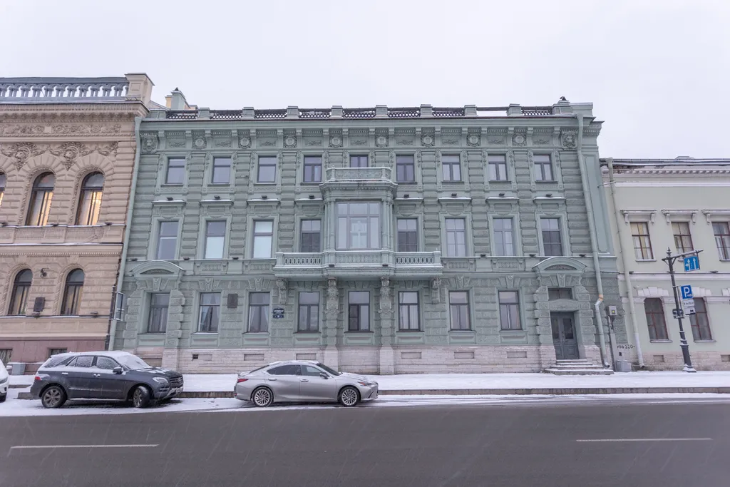 Stay2Day Neva Английская набережная