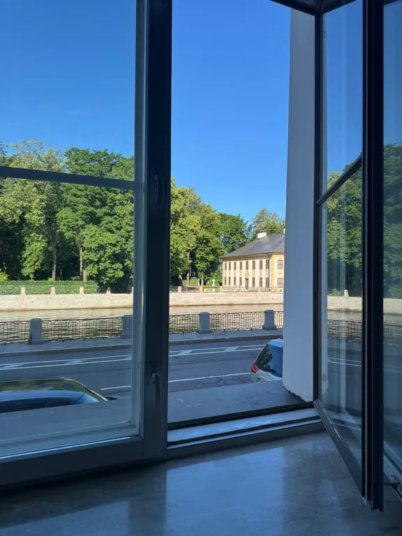 Квартира с видом на Летний сад и дворец Петра I