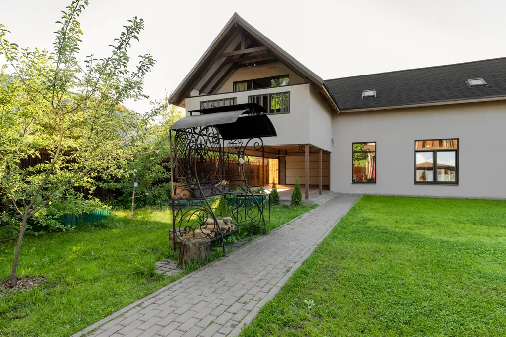 Уютный коттедж Майтерра с баней и теплым бассейном