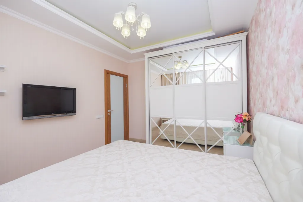 Квартира Уютная трёхкомнатная квартира на 6 человек с бесконтактным заселением — Новосибирск