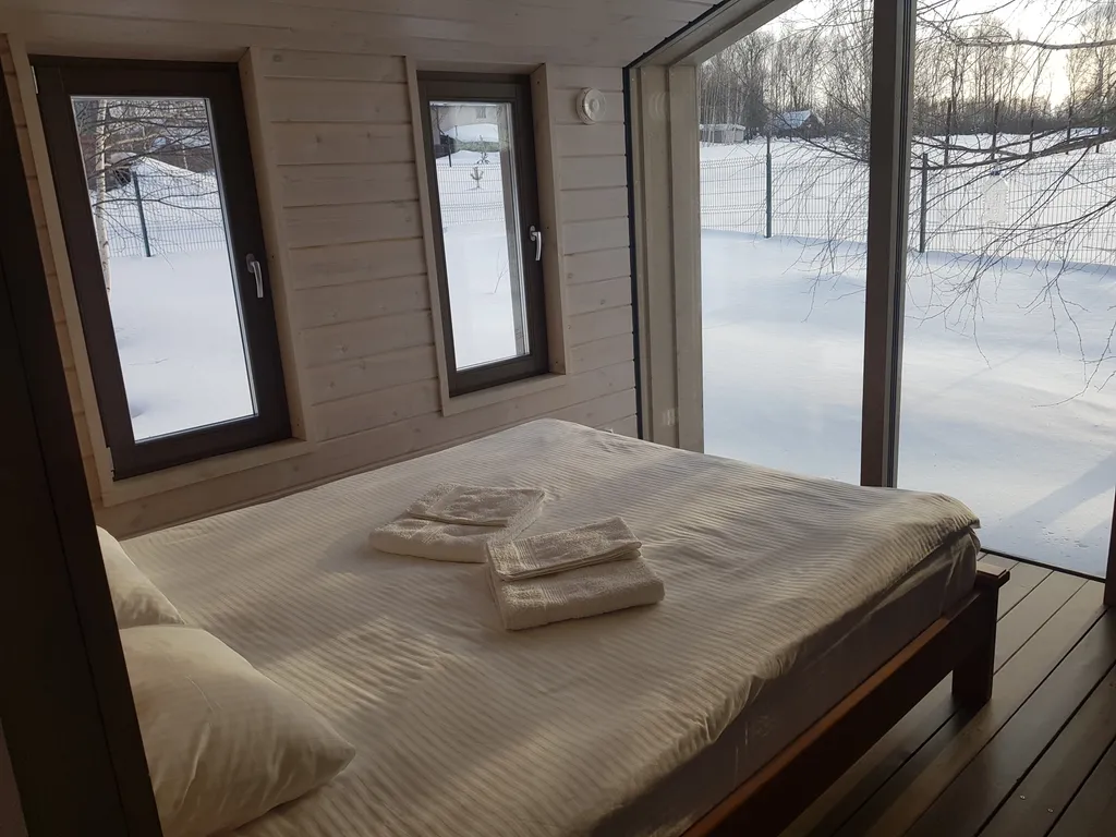 Коттедж Прекрасный дом с витражным остеклением в тихом уютном месте — Введенская Слобода