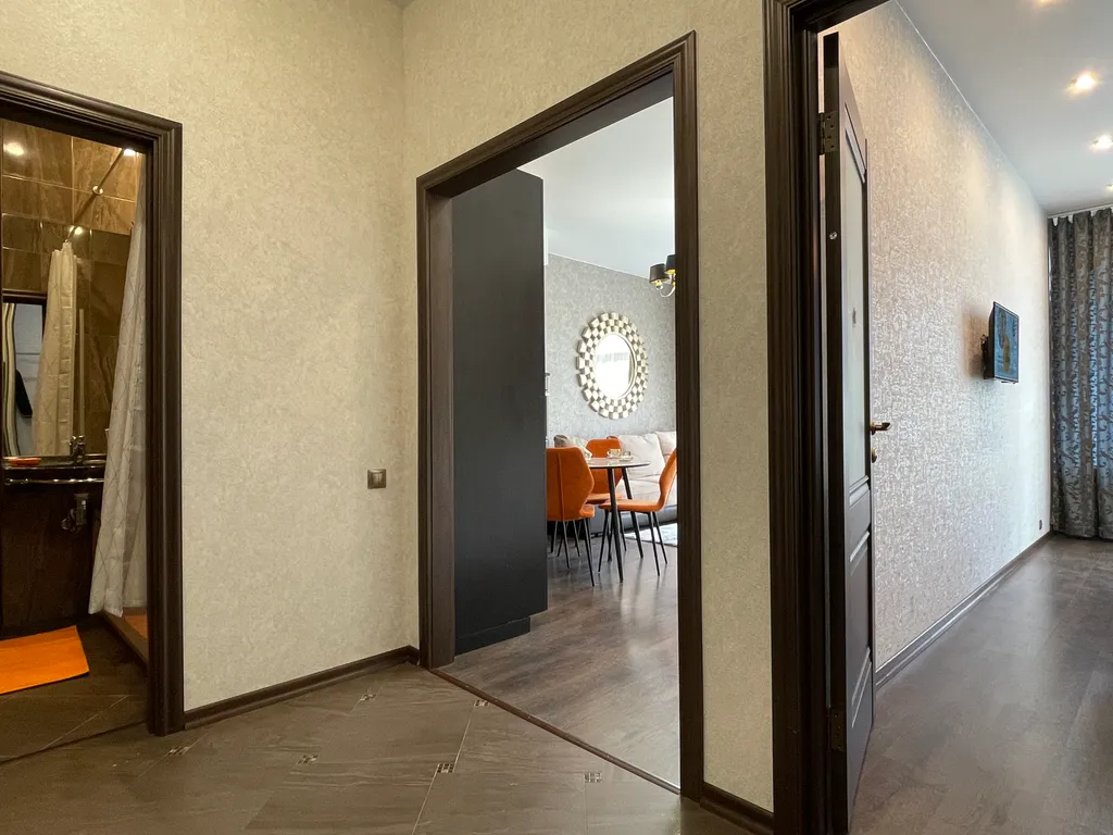 Люкс у ТЦ Аура, площадь Ленина, центр, подземная парковка