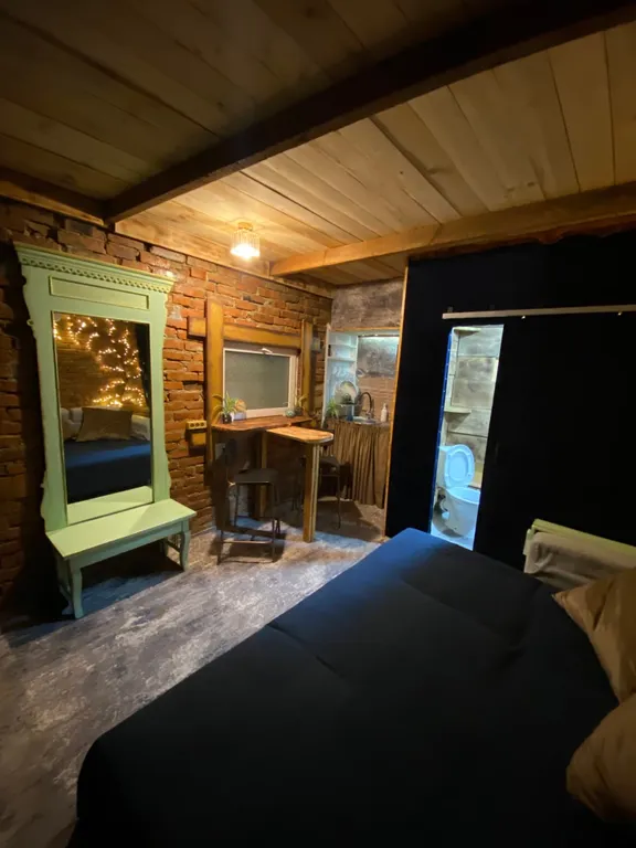 Уютный лофт-номер в центре города