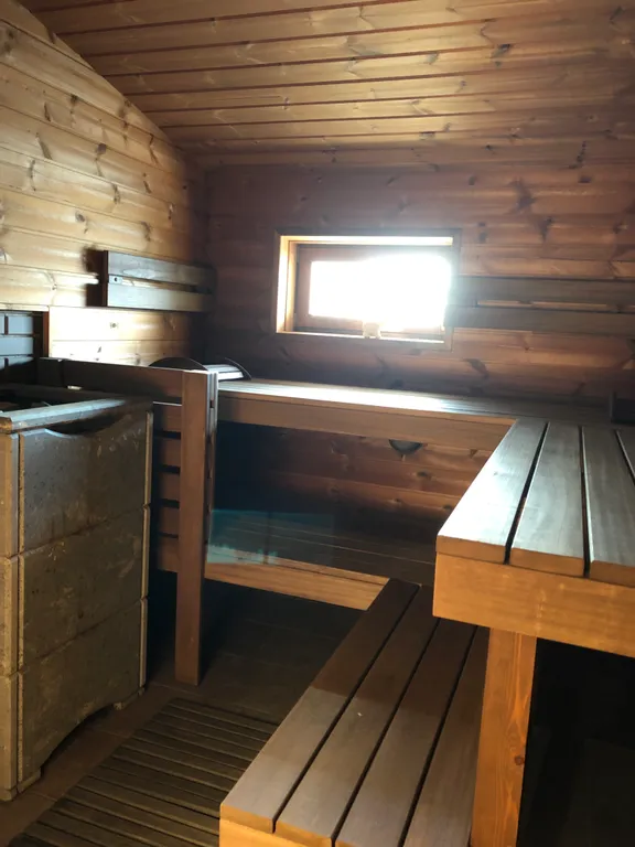 Шале в Карелии с баней на берегу озера