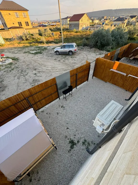 Уютный дом на берегу моря