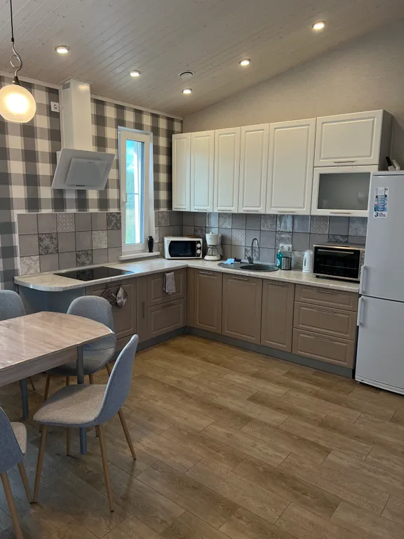 Частный дом на берегу Ладожского озера