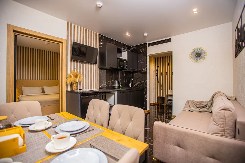 Гаражная 6/55