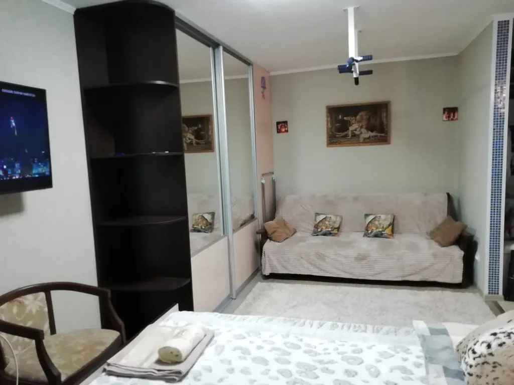 Уютная квартира напротив Полетаевского рынка