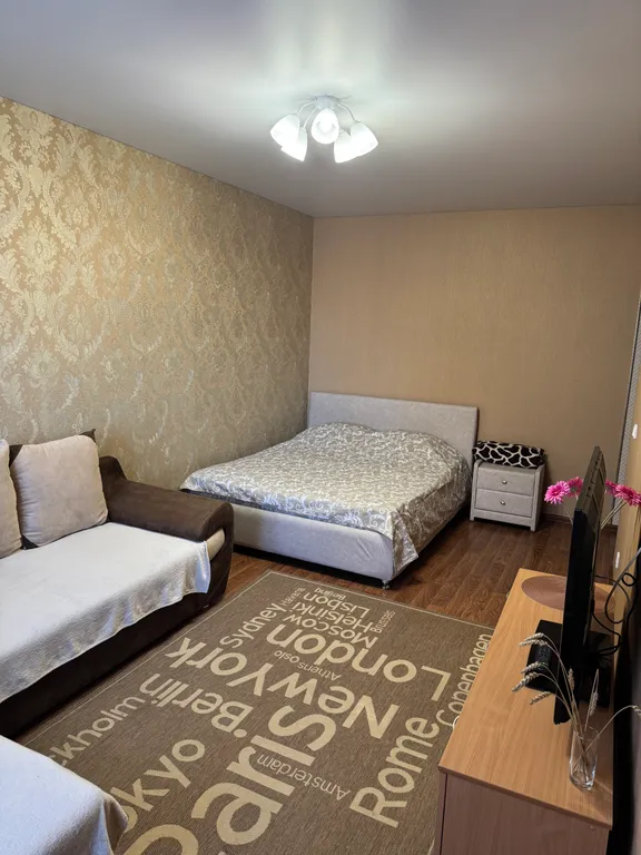 Омск Кировский у ТЦ Мега