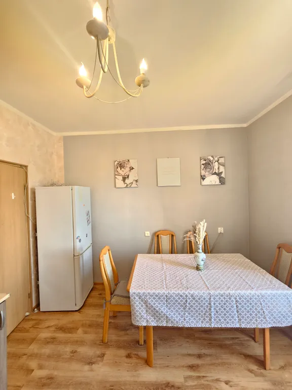 Большая просторная квартира с двумя балконами.