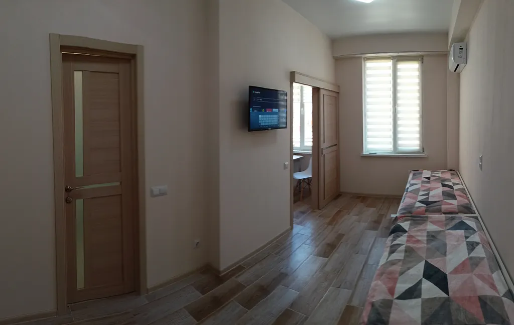 Уютная студия с видом на горы