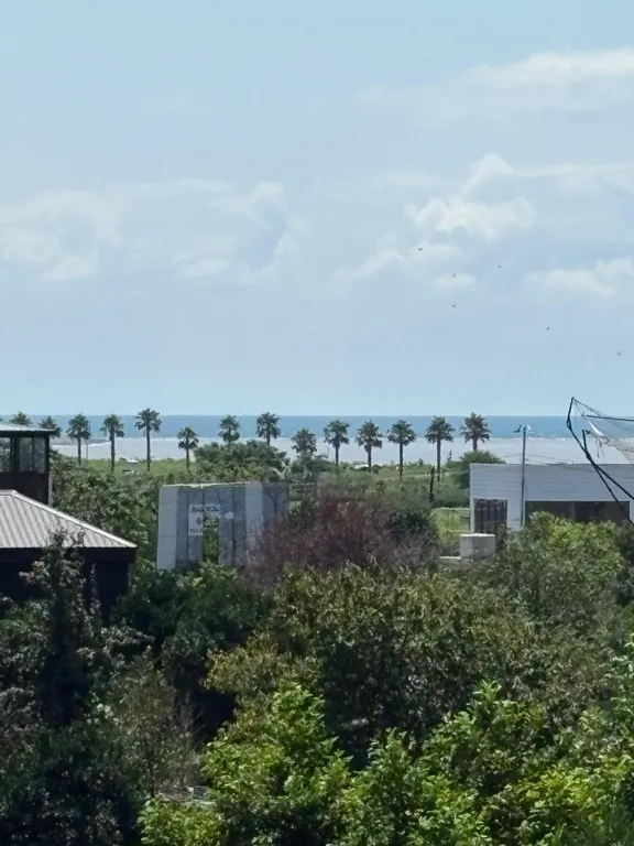 Ваша теплая и стильная гавань у моря Sea Wave Apartment