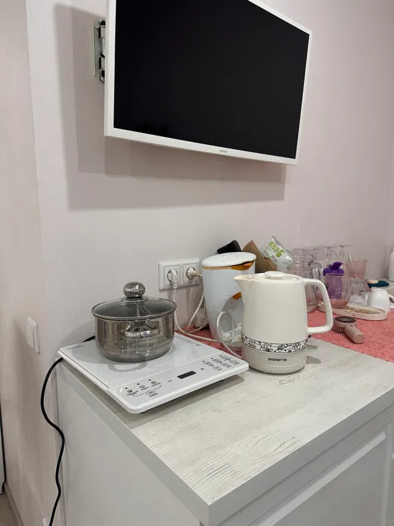 Красивая студия с видом на озеро в расширенном центре