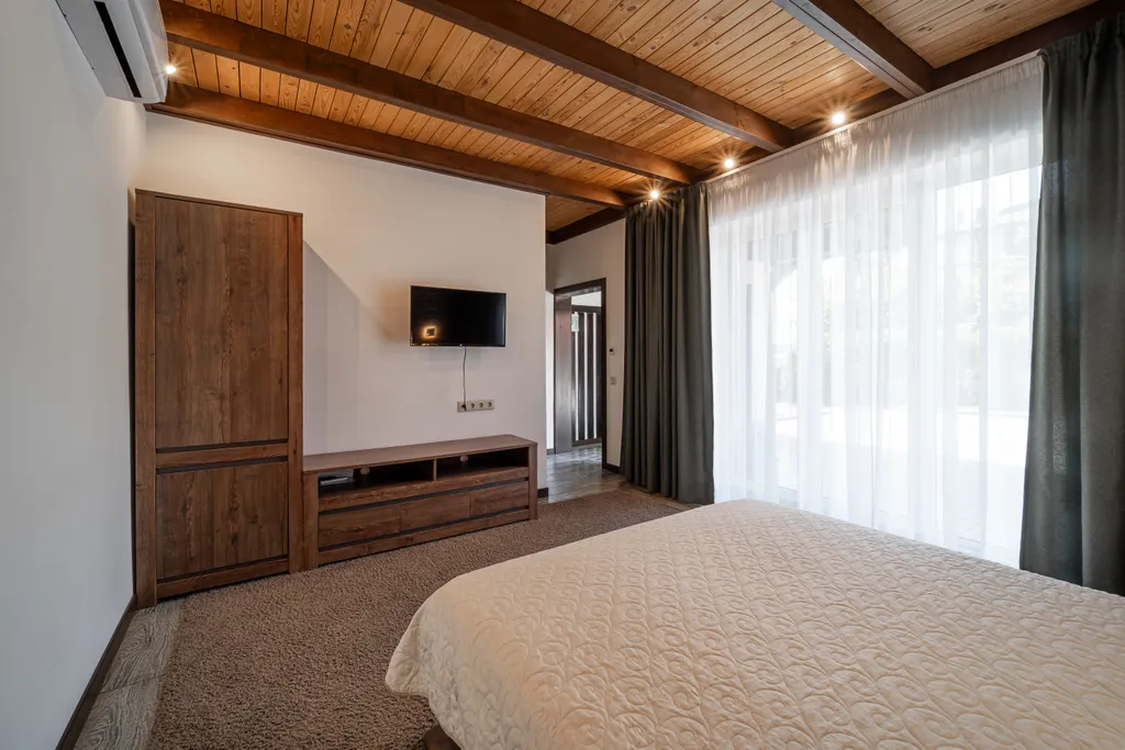 Шикарный коттедж с видом на сказочные горы в центре Красной поляны