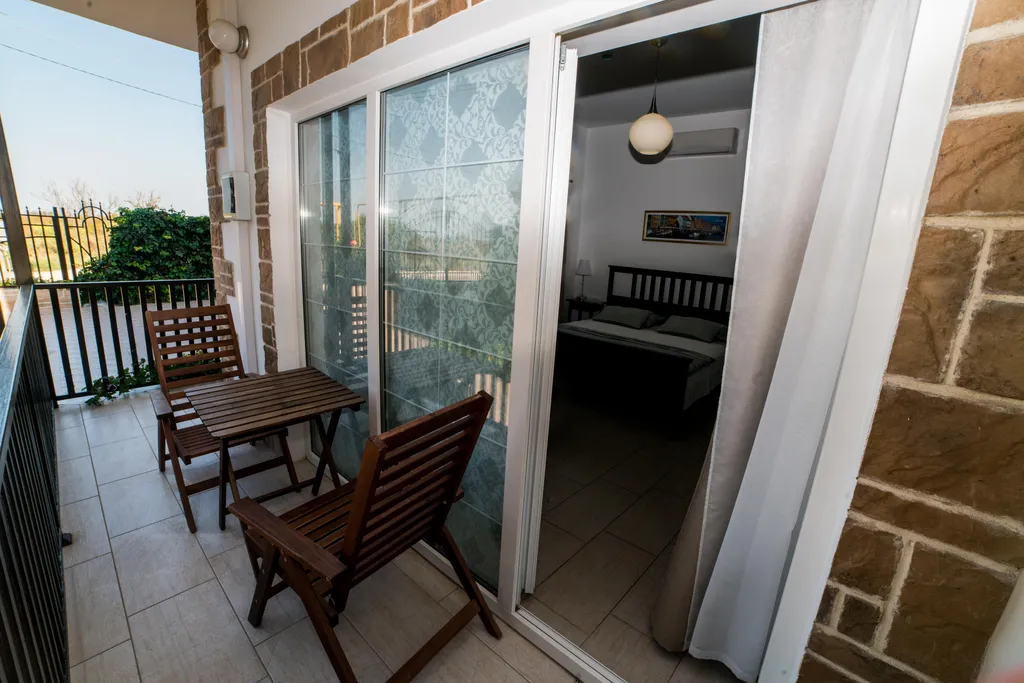 Квартира Комната — Кучугуры