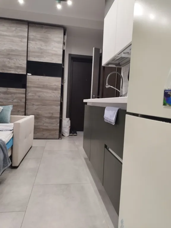 Квартира с отдельной спальней в центре