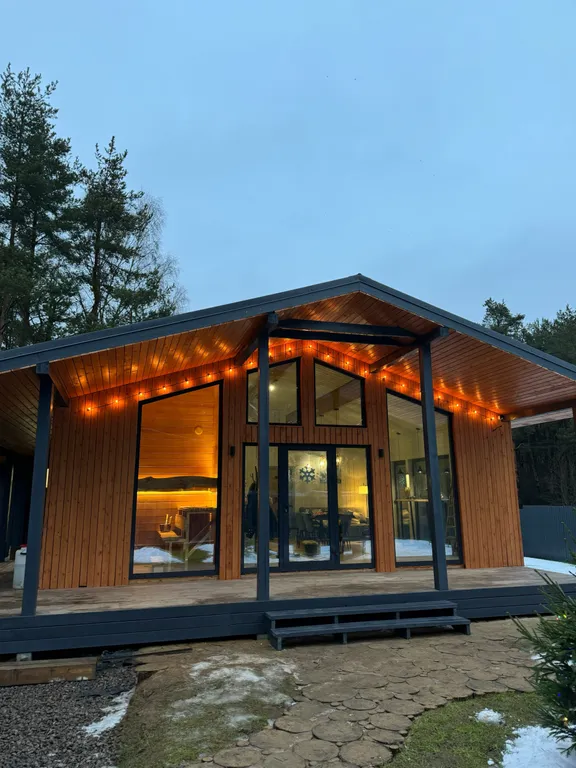 Коттедж Уютный коттедж с сауной и купелью — Бугры