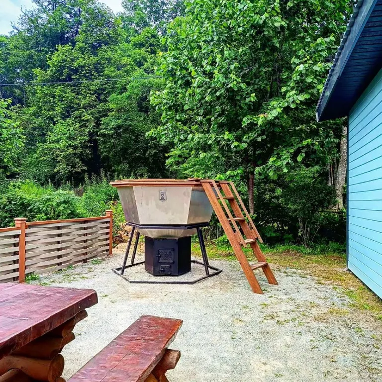 Уютный Эко-дом №13 с банным чаном в лесу в шаге от центра города