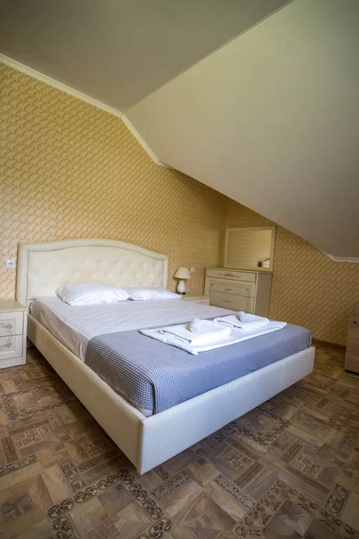 Коттедж Домик в лесу — Пляхо