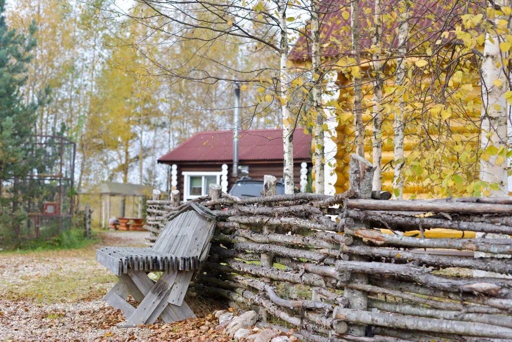 Уютный коттедж с балконом на шесть человек на берегу озера Селигер