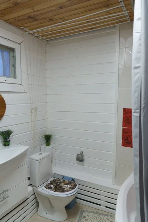 Дом рядом с городом