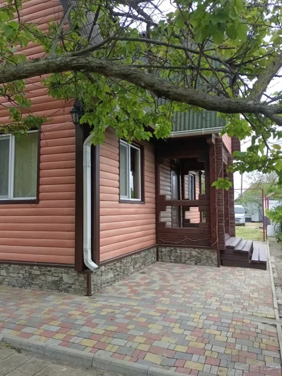 Коттедж Уютный жилой дом в частном секторе в центре — аренда посуточно в Голубицкая