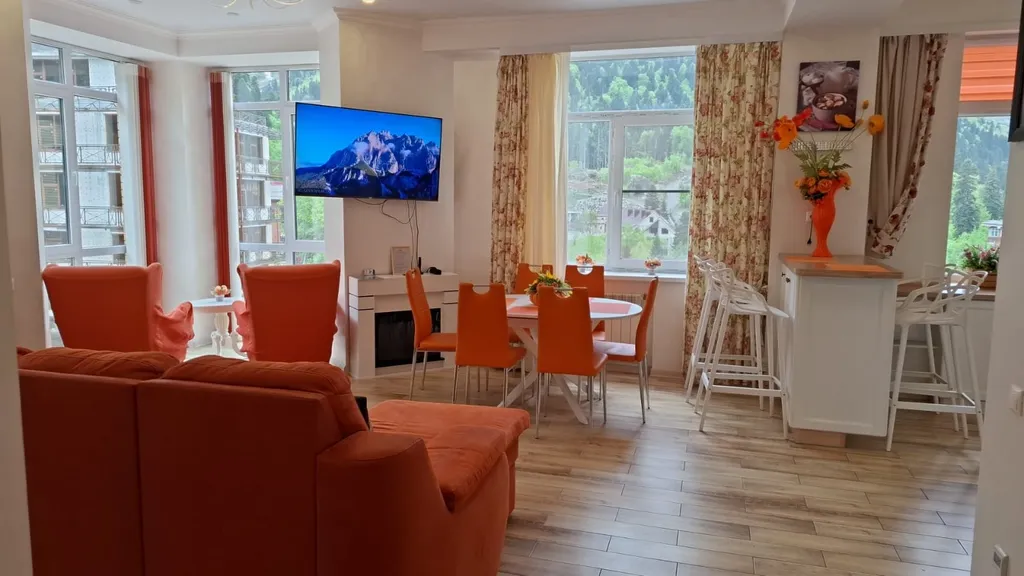 Уютные апартаменты в центре с панорамным видом на горы