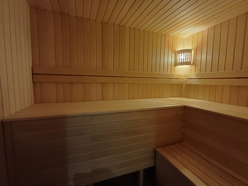 Коттедж в соснах у залива