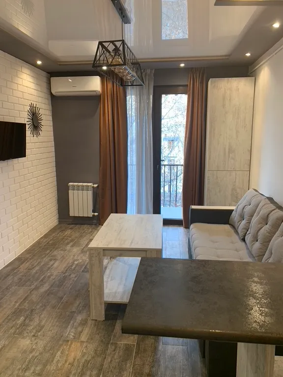 Квартира Art Apart 2 — аренда посуточно в Ереван