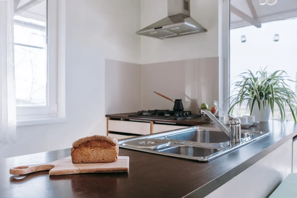 Коттедж Умный дом с кипарисами и видом на море с мансардным этажом — Сочи