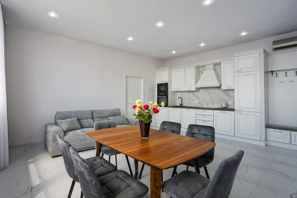 Квартира Апартаменты с двумя спальнями с бассейном на территории — аренда посуточно в Ялта