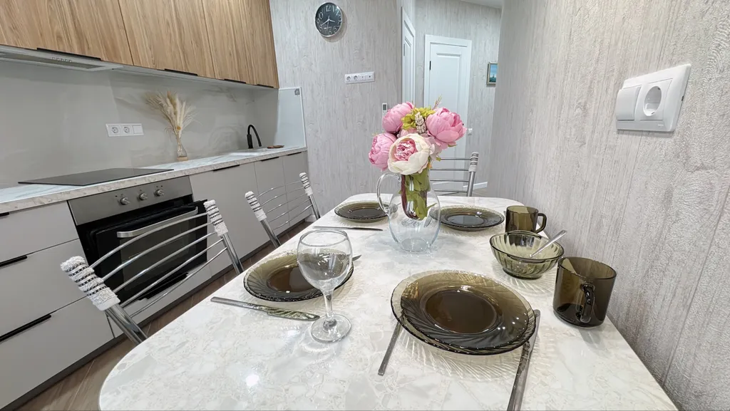 Квартира Квартира Для большой семьи, двухкомнатная, с видом на бассейн и море — Адлер