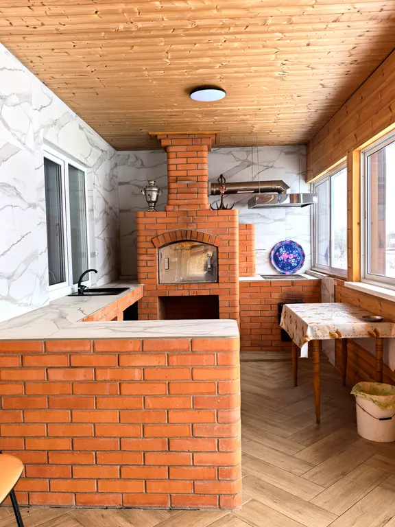 Дом с баней, терраса с барбекю, мангальная зона