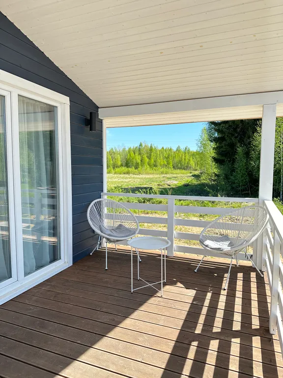 Домик с баней и чаном с видом на лес