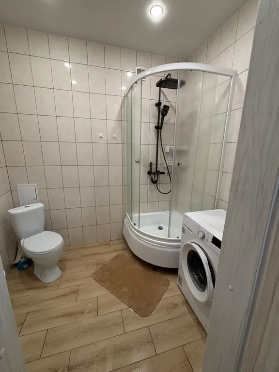 Квартира Сдаётся светлая и уютная квартира, в двух шагах от парка «Поддубного». — Ейск