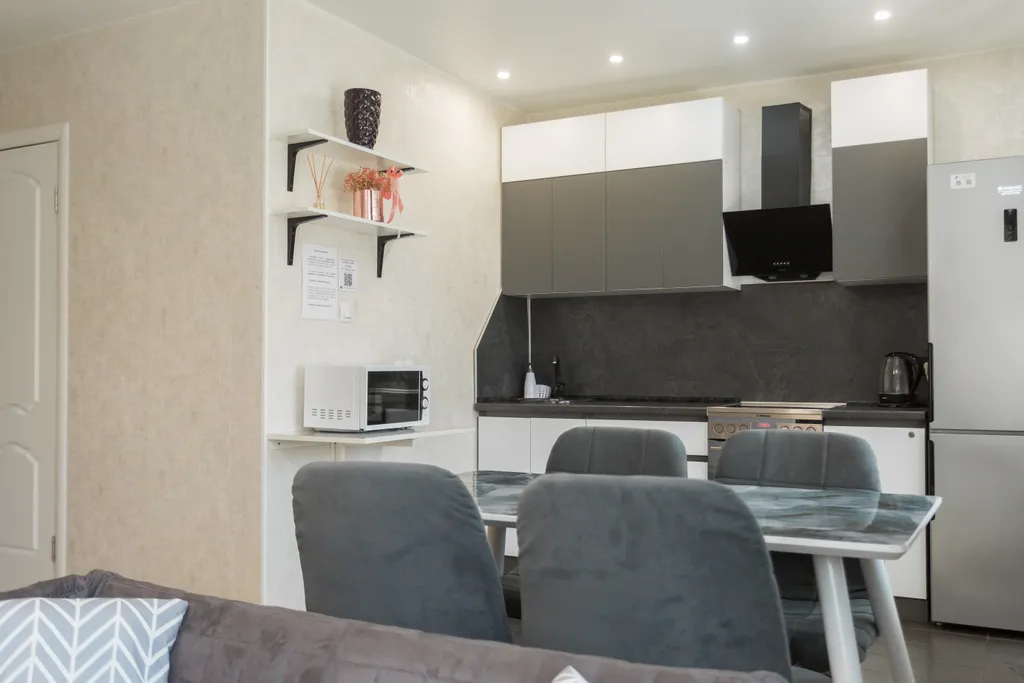 Чистая уютная студия в центре. Заселение до 23-00 ч