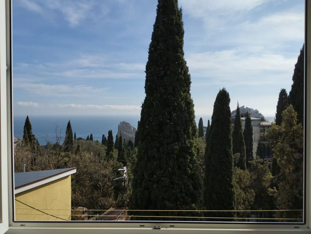 Квартира с видом на море и горы в вилле