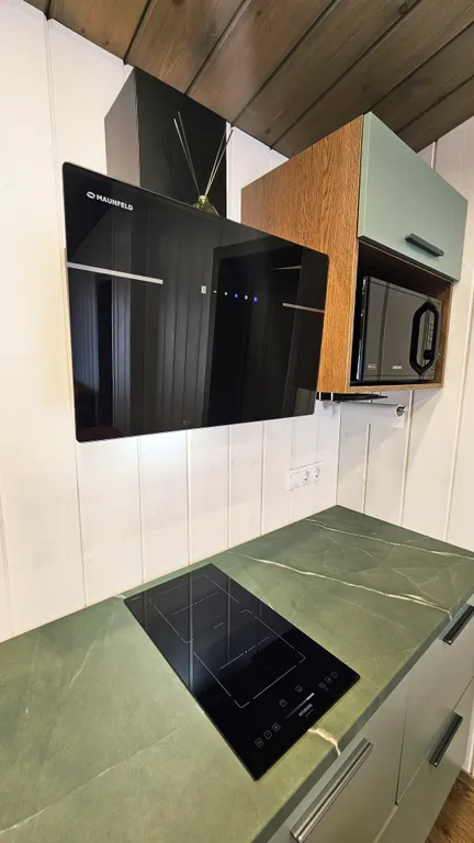 Далеко и надолго