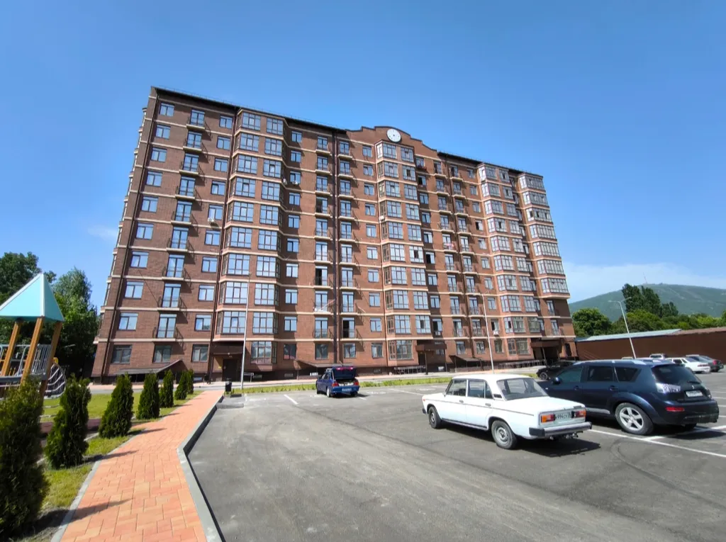 Апартаменты в ЖК Михайловский с панорамным видом на горы